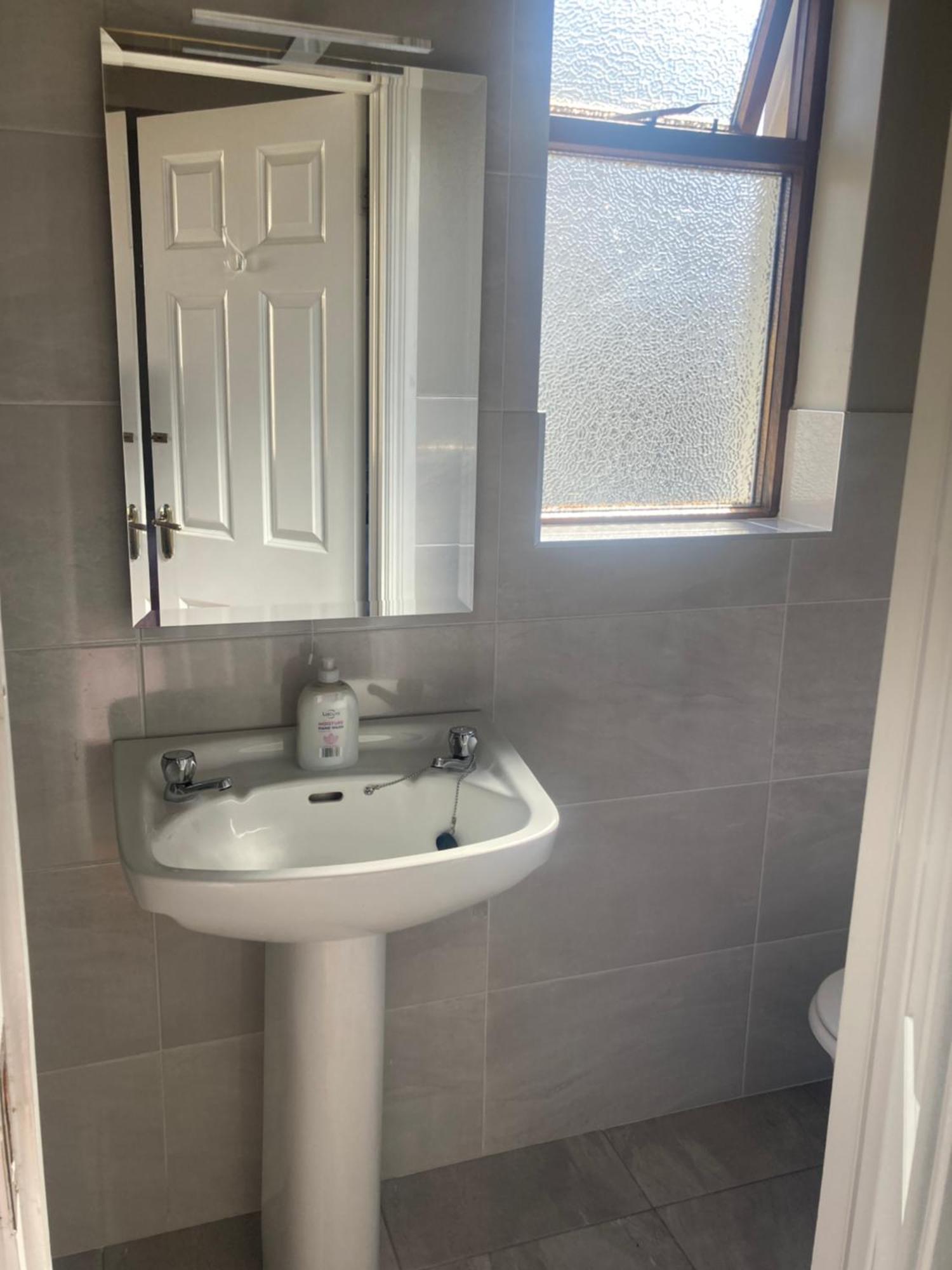 Steeple View Donegal - Newly Renovated In 2023 Bed & Breakfast *